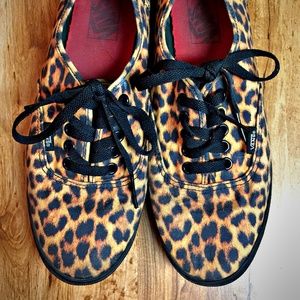 Unisex Vans Off the Wall Leopard Print Shoes